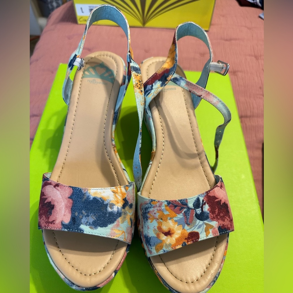 Platform sandals, worn one time